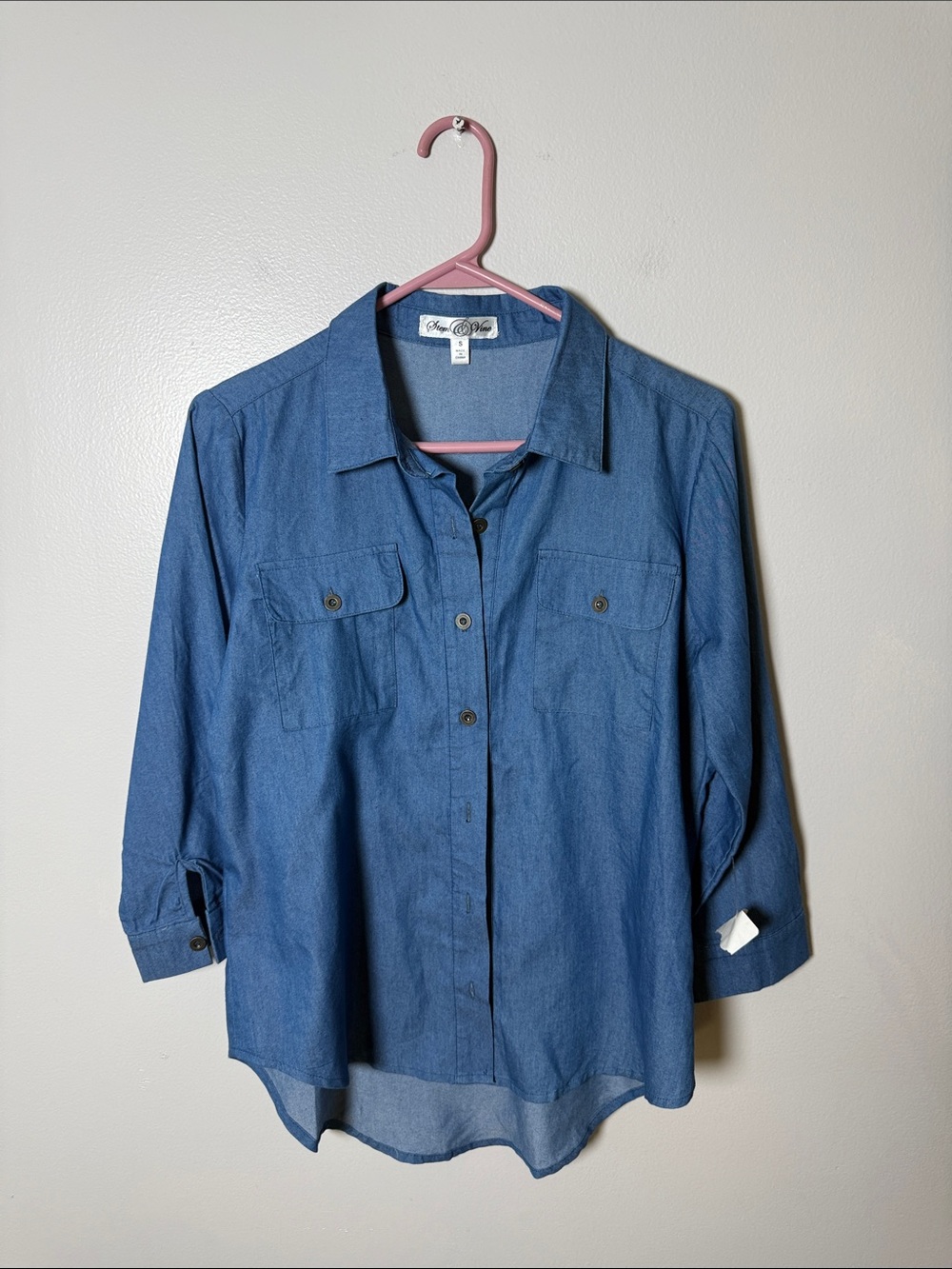 Stem & Vine Chambray Button-Up Shirt in Medium Blue Size Small